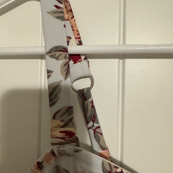 Jessica Simpson Maternity Floral Swimwear - Picture 4 of 13